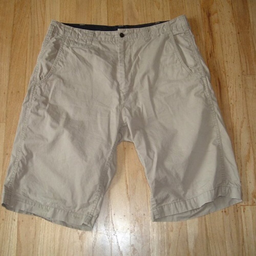 Rodd & Gunn Shorts Mens 36 x 12  The Gunn Tan Chino Casual Cotton Size M